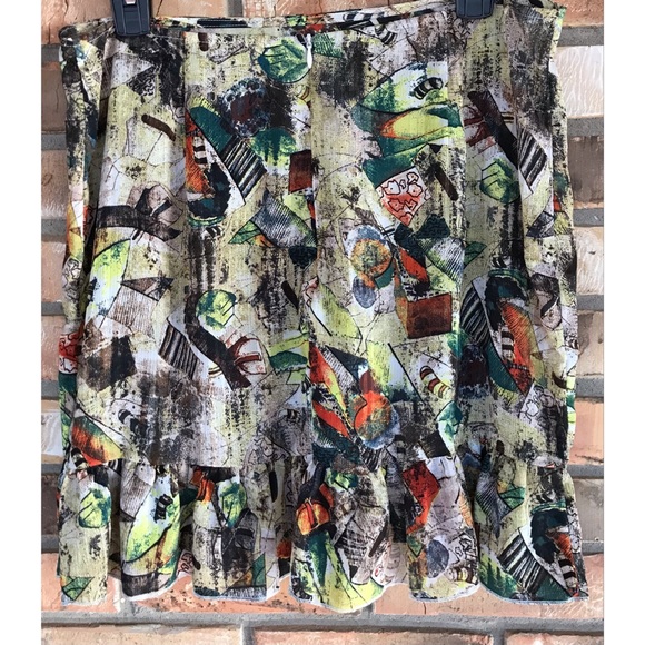 Pretty Little Thing Multicolored Ruffled Bottom Mini Skirt Size 10 - Picture 8 of 8